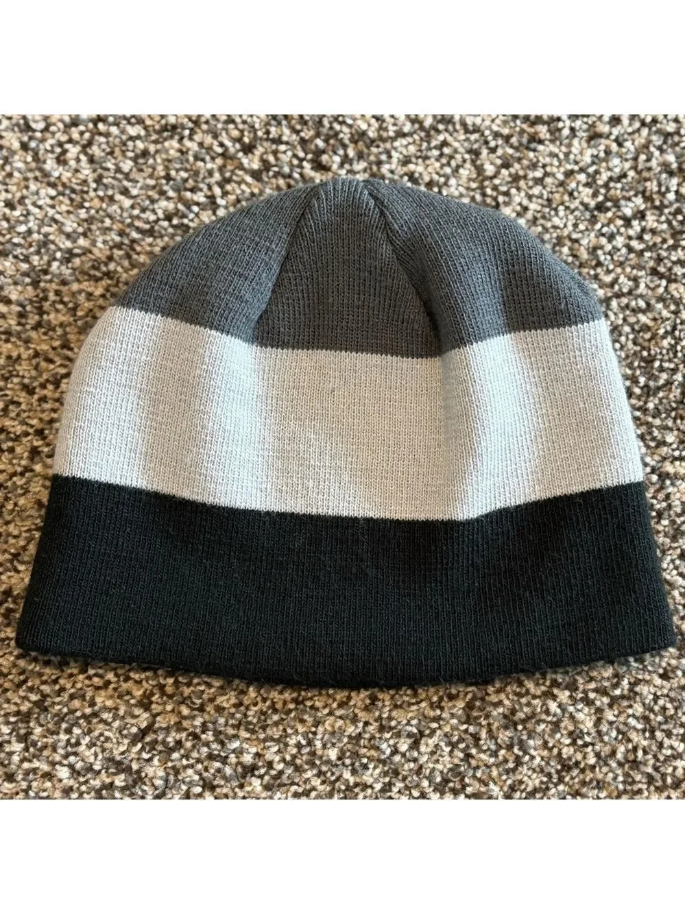 Kids Youth Under Armour Gray and Black Beanie